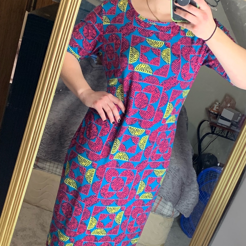 LuLaRoe Julia Bold Abstract Print Fitted Dress